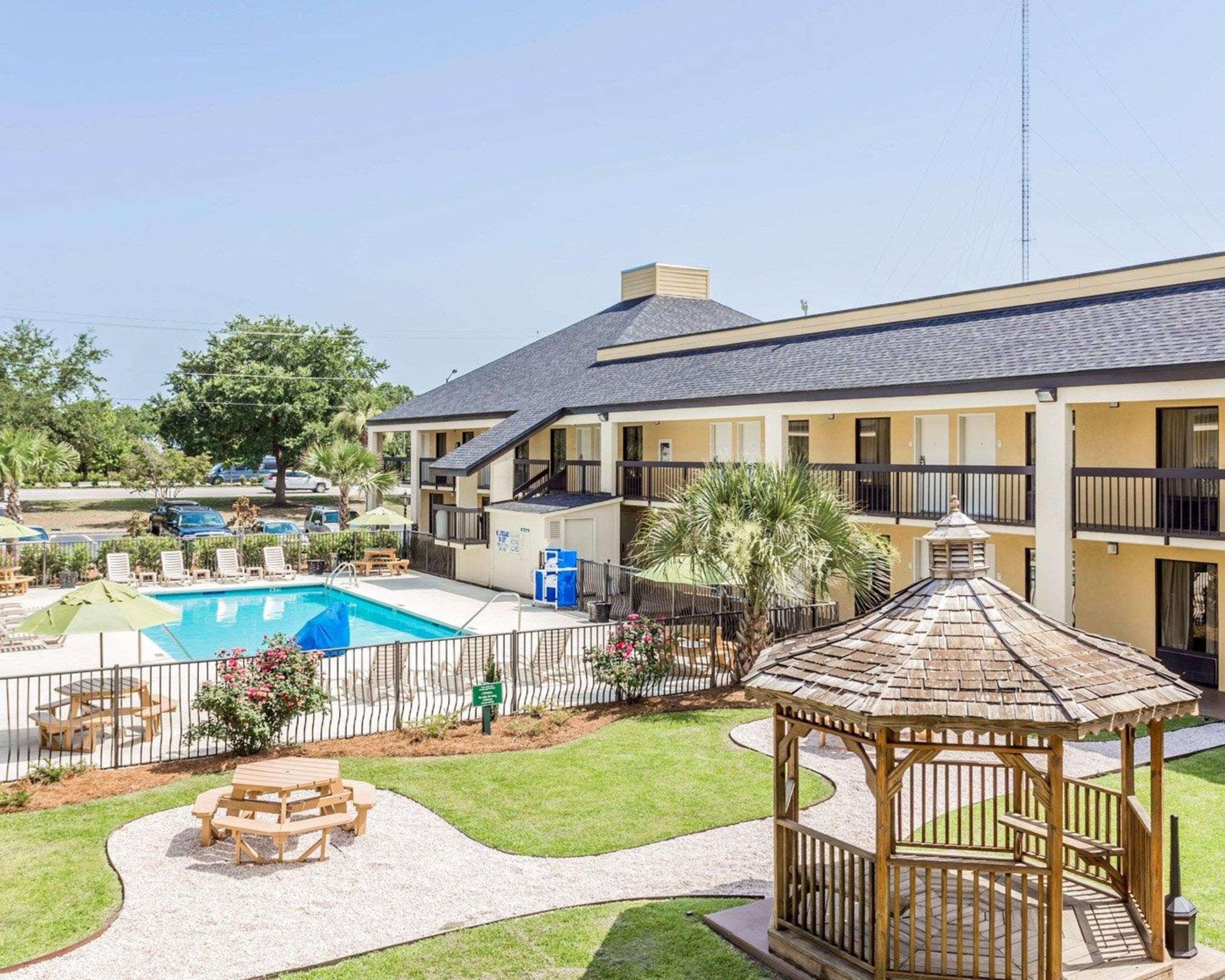 Quality Inn Mt Pleasant - Charleston Mount Pleasant Exterior photo